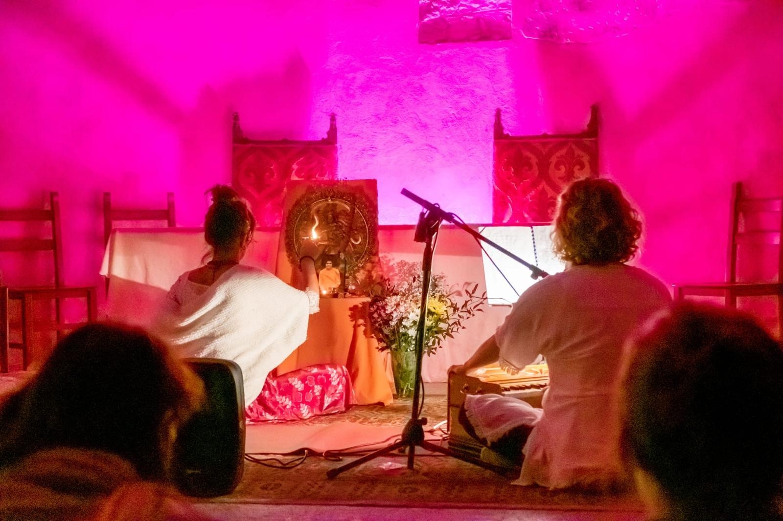 INCONTRI DI BHAJAN – Incontri Mensili